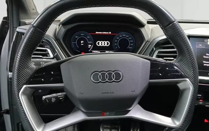 AUDI Q4 E-TRON 45 265 ch 82 kWh quattro S line photo 12 2133316