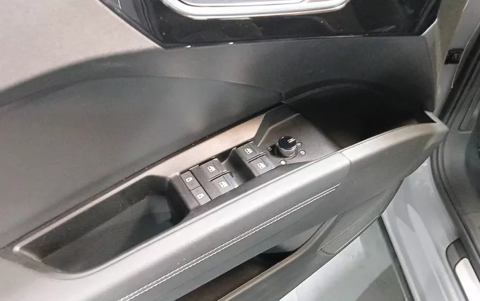 AUDI Q4 E-TRON 45 265 ch 82 kWh quattro S line photo 20 2133316