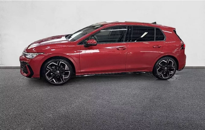 VOLKSWAGEN GOLF 1.5 eTSI EVO2 150 DSG7 R-Line Edition extérieur arrière 2125965