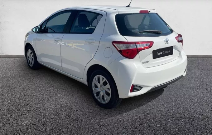 TOYOTA YARIS 110 VVT-i France Connect extérieur trois quart arrière gauche 1103397