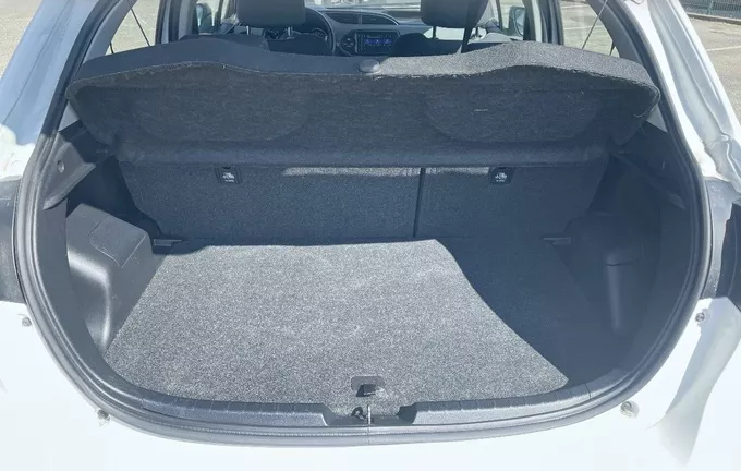 TOYOTA YARIS 110 VVT-i France Connect photo 10 1103397
