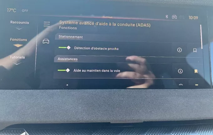 DS DS4 DS 4 PureTech 130 EAT8 Performance Line+ photo 21 945658