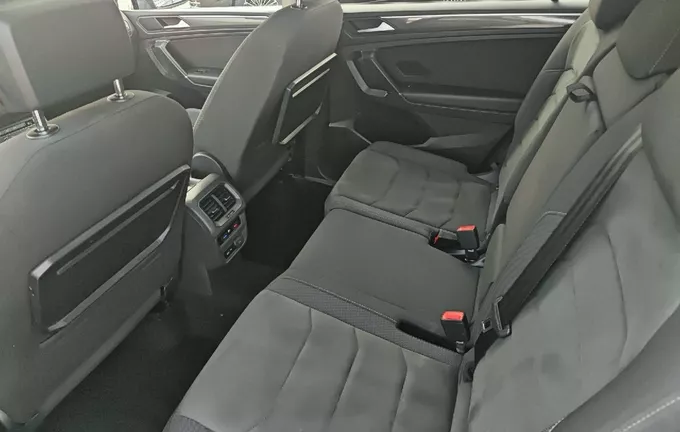 VOLKSWAGEN TIGUAN Allspace 2.0 TDI 150 DSG7 Carat photo 12 212964