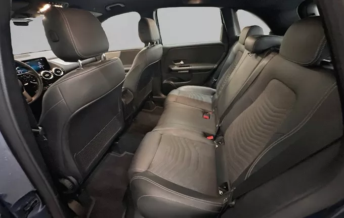 MERCEDES CLASSE B 180 d 8G-DCT Style Line Edition photo 17 2132392