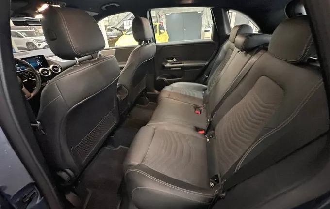 MERCEDES CLASSE B 180 d 8G-DCT Style Line Edition photo 30 2132392