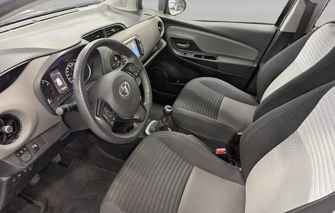 TOYOTA YARIS 70 VVT-i 20eme anniversaire photo 11 1103568