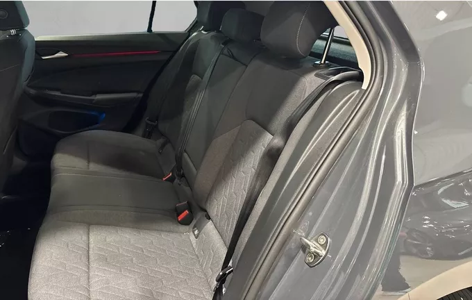VOLKSWAGEN GOLF 1.5 eTSI EVO2 116 DSG7 VW Edition extérieur arrière 2130948