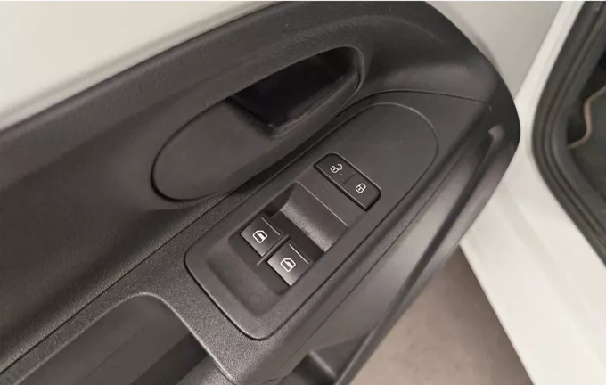 VOLKSWAGEN E-UP! 2.0 Electrique photo 20 2131173