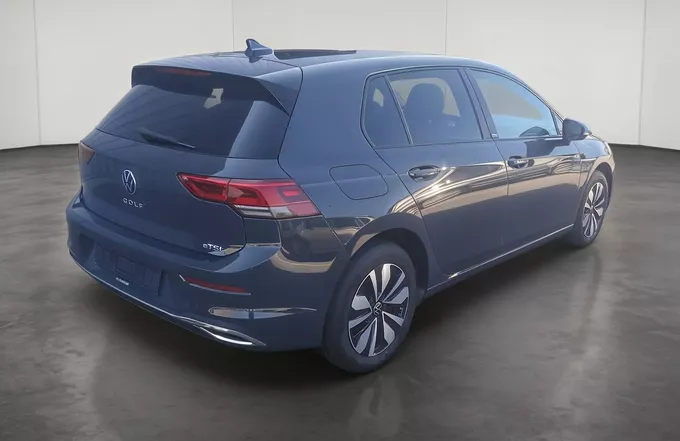 VOLKSWAGEN GOLF 1.0 eTSI OPF 110 DSG7 Life Plus extérieur trois quart arrière droit 2129900