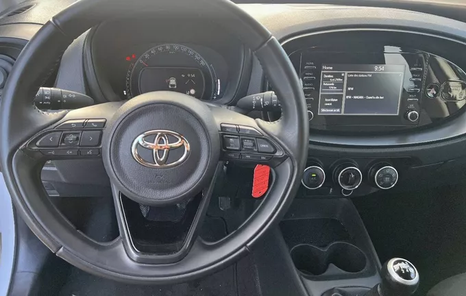 TOYOTA AYGO X 1.0 VVT-i 72 Dynamic photo 12 1102754