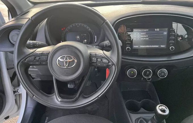 TOYOTA AYGO X 1.0 VVT-i 72 Dynamic photo 18 1102754