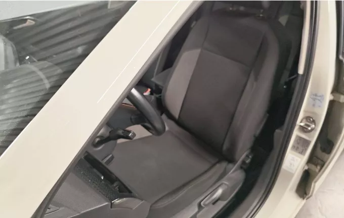 VOLKSWAGEN POLO 1.0 TSI 95 S&S BVM5 Life extérieur trois quart arrière droit 2130384