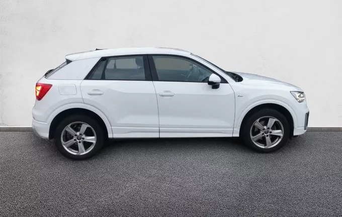 AUDI Q2 30 TFSI 116 BVM6 Sport Limited extérieur côté droit 2125221