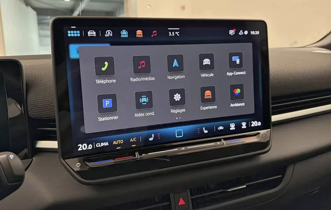 VOLKSWAGEN T-ROC 1.5 eTSI EVO2 Hybrid 150 ch DSG7 R-Line photo 15 9697