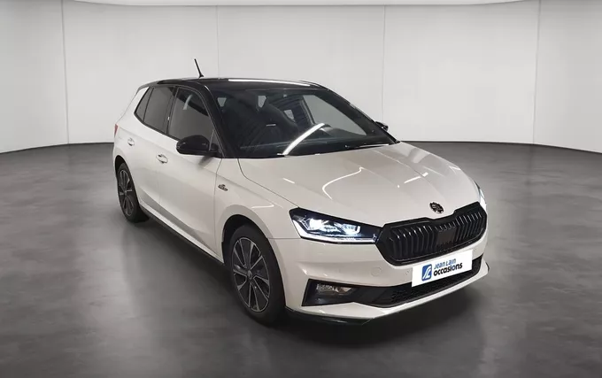 SKODA FABIA 1.5 TSI 150 ch DSG7 Monte-Carlo extérieur trois quart avant droit 2131843