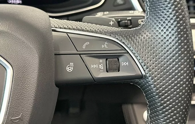 AUDI Q5 50 TFSIe 299 S tronic 7 Quattro S line photo 23 2129208