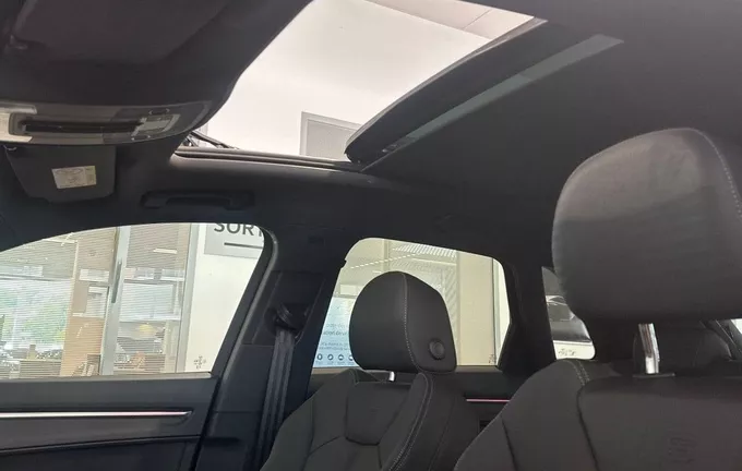 AUDI Q3 35 TDI 150 ch S tronic 7 S line plus photo 20 2128420