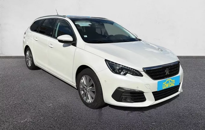 PEUGEOT 308 SW 1.6 BlueHDi 120ch S&S EAT6 Allure extérieur trois quart avant droit 213057