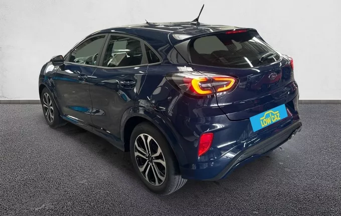 FORD PUMA 1.0 Flexifuel 125 ch mHEV S&S BVM6 ST-Line extérieur trois quart arrière gauche 213375