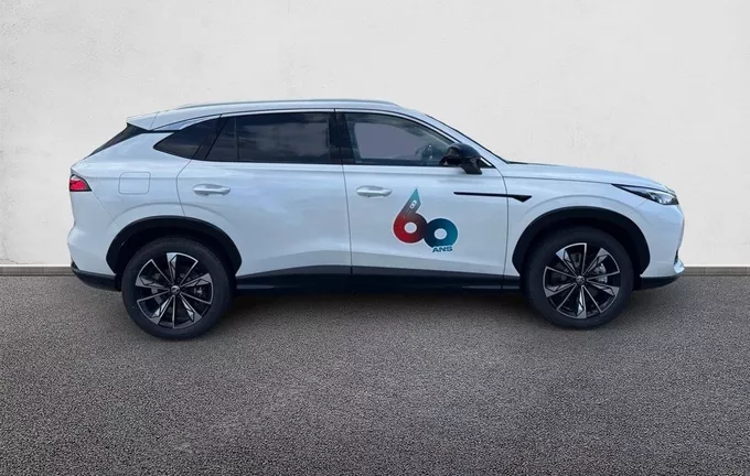 MG EHS 1.5 Hybrid+ 224 ch Luxury extérieur côté droit 9322