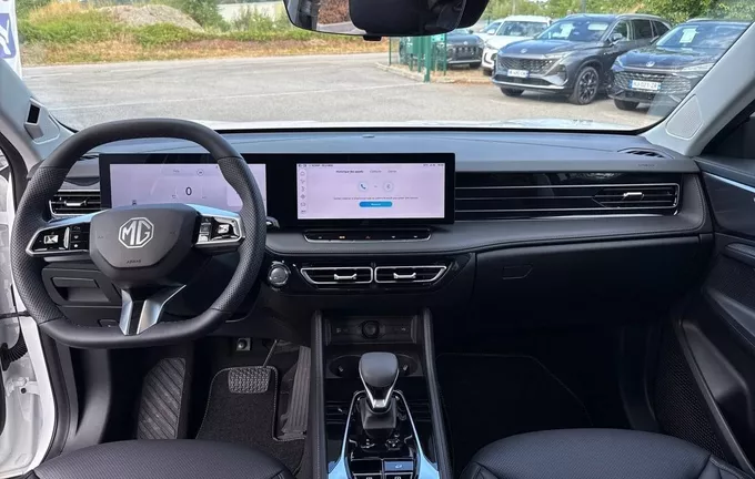MG EHS 1.5 Hybrid+ 224 ch Luxury photo 30 9322