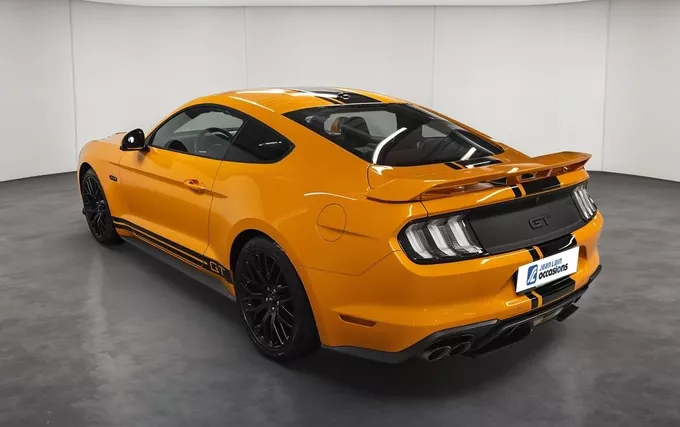 FORD FASTBACK Mustang Fastback V8 5.0 BVA10 GT extérieur trois quart arrière gauche 2132889