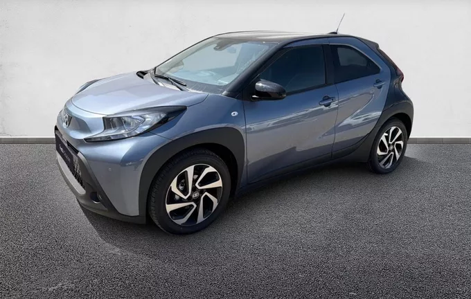 TOYOTA AYGO X 1.0 VVT-i 72 S-CVT Design extérieur trois quart avant gauche 1103702