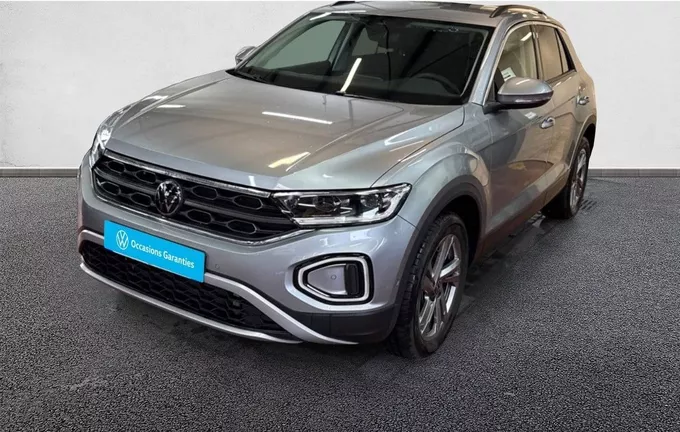 VOLKSWAGEN T-ROC 1.5 TSI EVO2 150 Start/Stop DSG7 VW Edition extérieur trois quart avant gauche 2126285