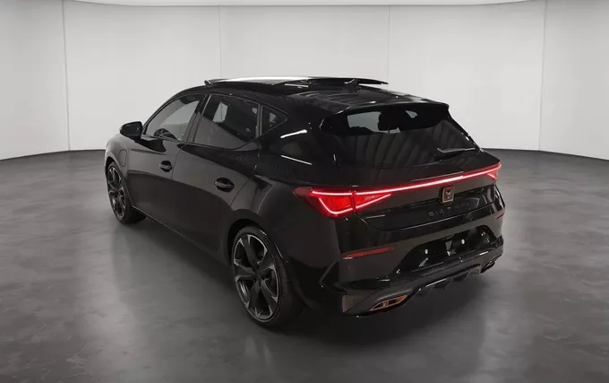 CUPRA LEON 1.4 e-HYBRID 245 ch DSG6 VZ extérieur trois quart arrière gauche 2131823