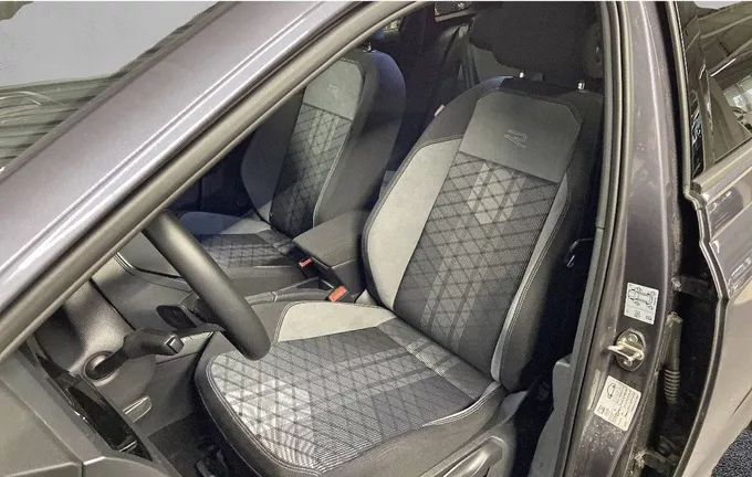 VOLKSWAGEN TAIGO 1.5 TSI 150 DSG7 R-Line Edition extérieur trois quart arrière droit 2125340
