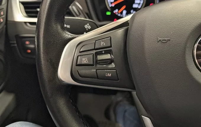 BMW X1 sDrive 18i 136 ch DKG7 xLine photo 12 212613