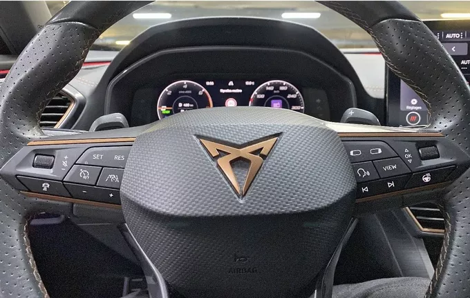 CUPRA FORMENTOR 1.4 e-HYBRID 245 ch DSG6 VZ photo 19 2127571