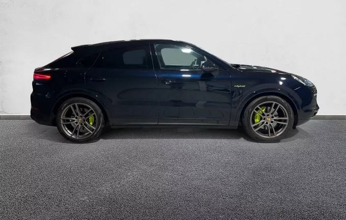 PORSCHE CAYENNE E-Hybrid 3.0 V6 462 ch Tiptronic BVA Platinum Edition extérieur côté droit 2126955
