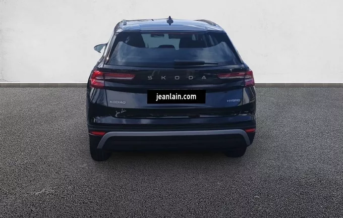 SKODA KODIAQ 1.5 TSI 150 ch Hybrid ACT DSG7 5pl Selection extérieur arrière 8962