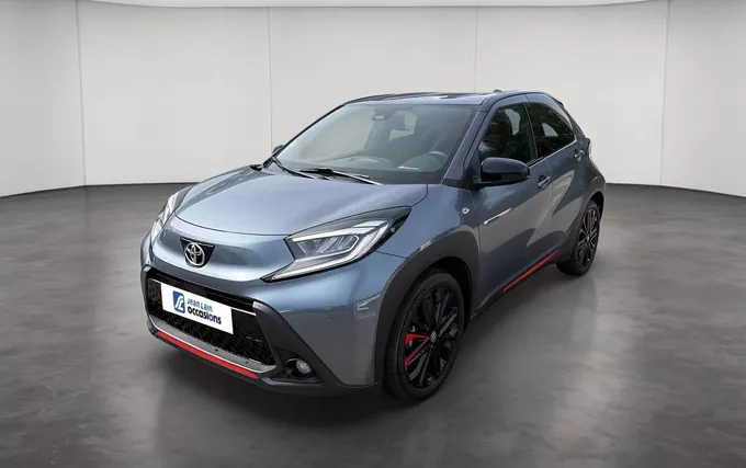 TOYOTA AYGO X 1.0 VVT-i 72 S-CVT Undercover extérieur trois quart avant gauche 1103908