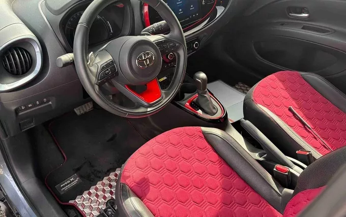 TOYOTA AYGO X 1.0 VVT-i 72 S-CVT Undercover photo 11 1103908