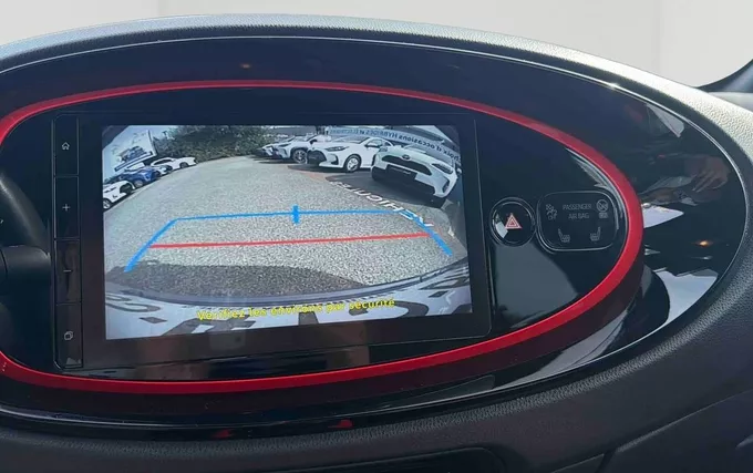TOYOTA AYGO X 1.0 VVT-i 72 S-CVT Undercover photo 16 1103908