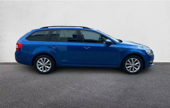 SKODA OCTAVIA Combi 1.6 TDI 116 ch SCR FAP DSG7 Business extérieur côté droit 213434