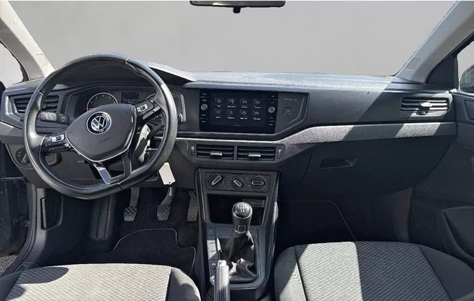 VOLKSWAGEN POLO 1.0 TSI 95 S&S BVM5 extérieur trois quart avant droit 213372