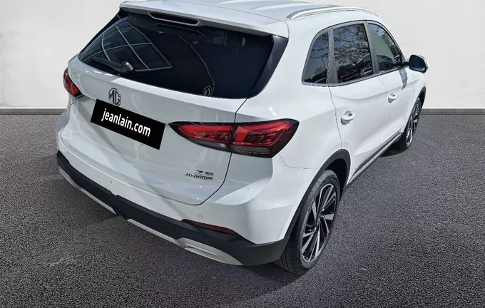MG ZS 1.5 L Hybrid+ 197 ch Luxury extérieur trois quart arrière droit 7822