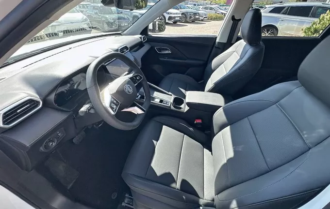 MG ZS 1.5 L Hybrid+ 197 ch Luxury photo 27 7822