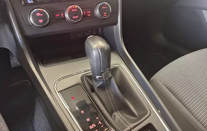 SEAT LEON 1.6 TDI 115 Start/Stop DSG7 Style Business photo 13 213573