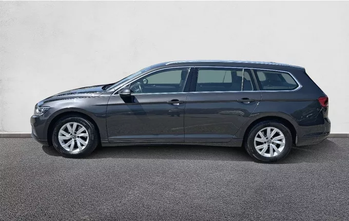 VOLKSWAGEN PASSAT SW 2.0 TDI EVO SCR 122 DSG7 Life Plus extérieur trois quart arrière gauche 213134