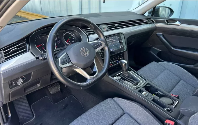 VOLKSWAGEN PASSAT SW 2.0 TDI EVO SCR 122 DSG7 Life Plus photo 13 213134