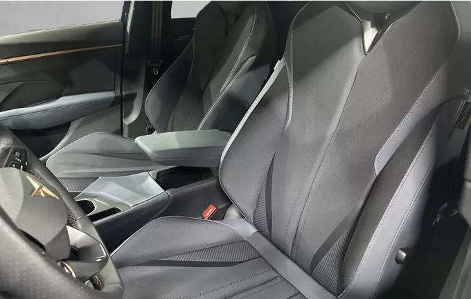 CUPRA TERRAMAR 1.5 eHybrid 272 ch DSG6 VZ extérieur trois quart arrière droit 2123532