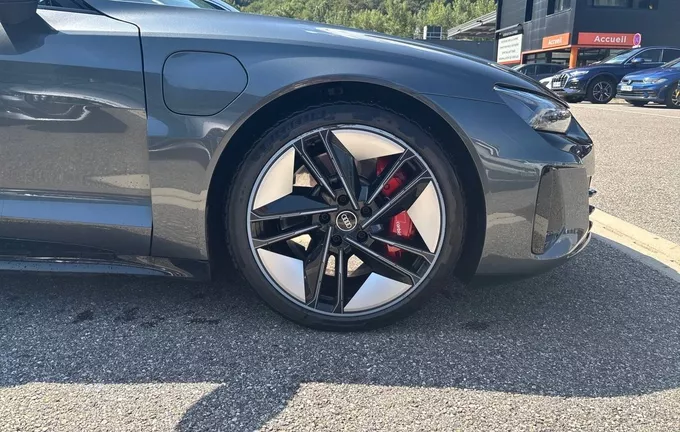 AUDI E-TRON GT 476 ch quattro Extended photo 9 2130763