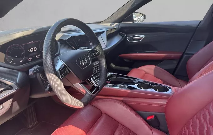 AUDI E-TRON GT 476 ch quattro Extended photo 11 2130763