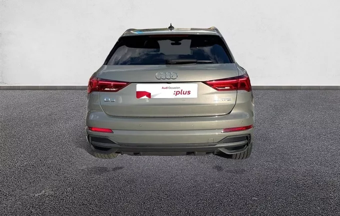 AUDI Q3 35 TFSI 150 ch S tronic 7 S line extérieur arrière 2126014