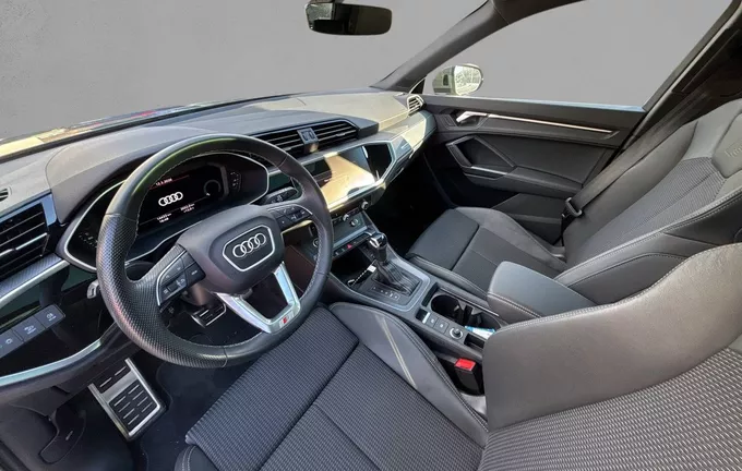AUDI Q3 35 TFSI 150 ch S tronic 7 S line photo 11 2126014