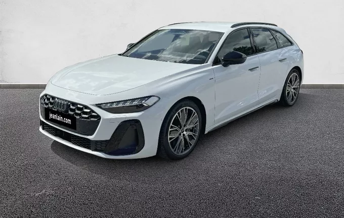 AUDI A5 Avant e-hybrid 299 ch S tronic 7 Quattro S line extérieur trois quart avant gauche 5223